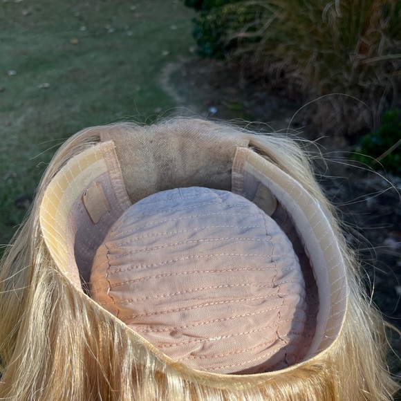 Lace top ash blonde kosher human hair wig - Picture 8 of 8